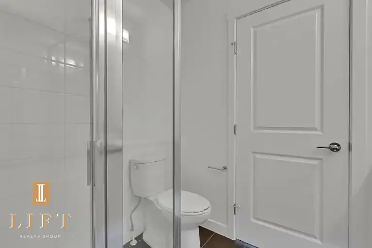 15733 85th Ave #1A — Photo 11