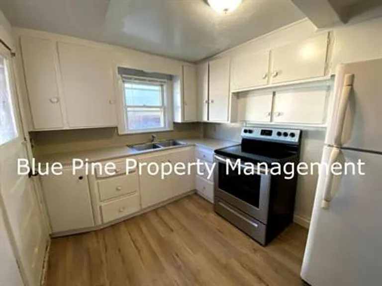 252 N Shilling Ave #1 — Photo 2