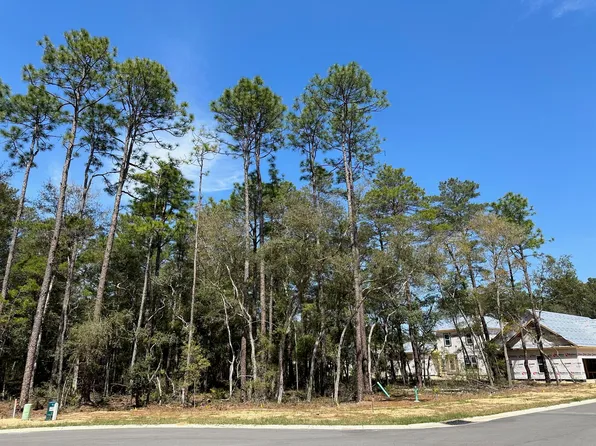 320 Gazelle Ct, Niceville, FL 32578
