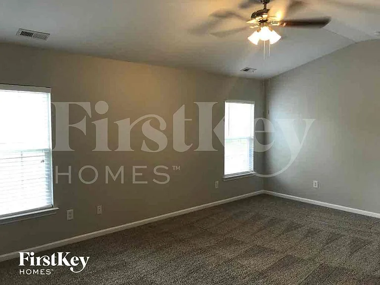 12204 Palomar Dr — Photo 16