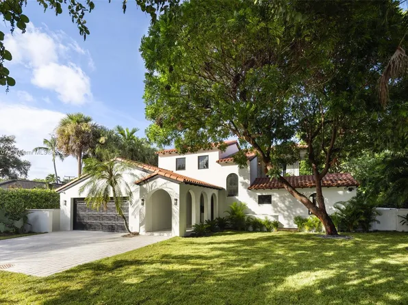 6811 Riviera Dr, Coral Gables, FL 33146