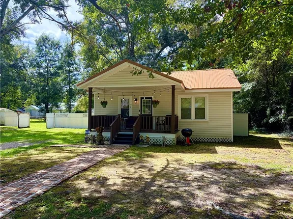762 Lundys Ln, Mobile, AL 36606