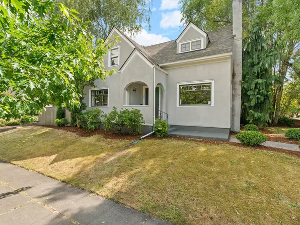 806 NE Knott St, Portland, OR 97212