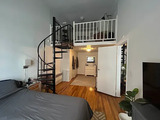 Rented by Prince Real Estate Associates LLC | media 11