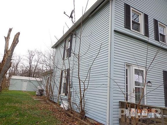 2nd image of 403 S Santa Fe Ave