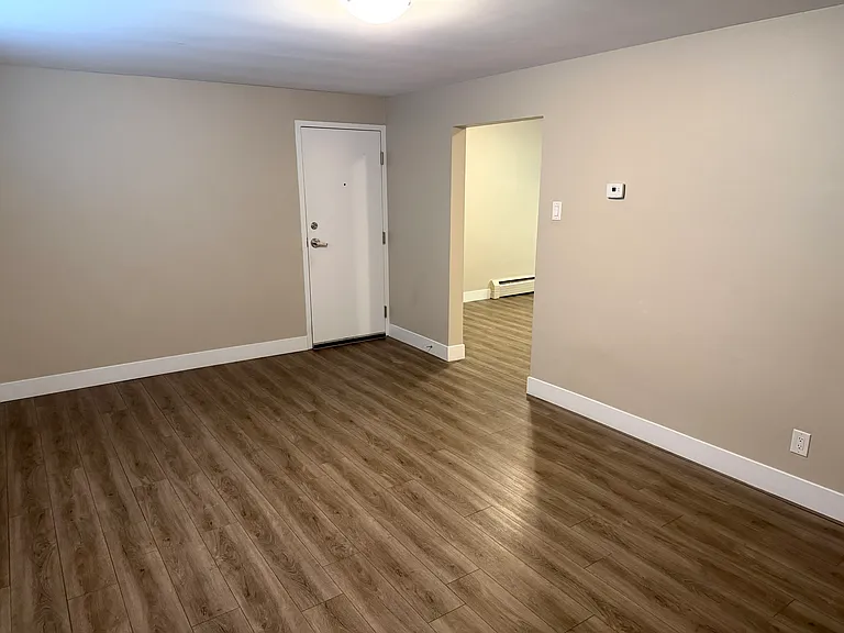 72 Barbara Cres — Photo 20