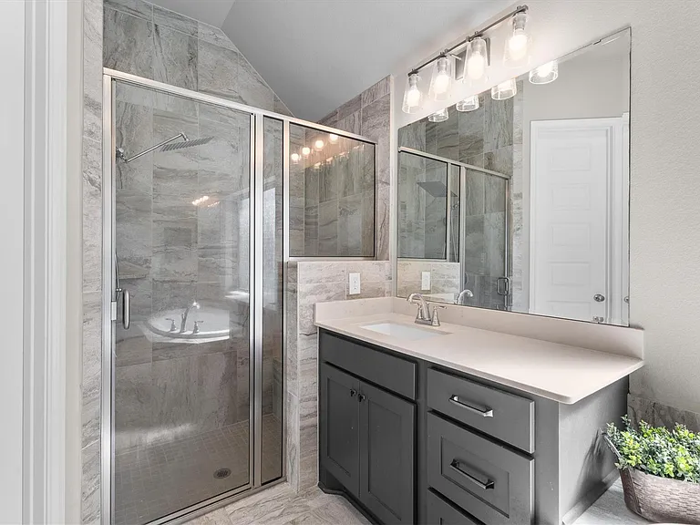 28348 Sterling Oak Dr — Photo 35
