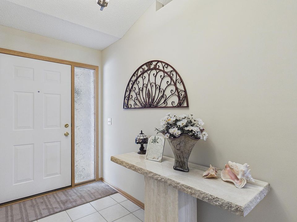 6534 Brook Ln, Savage, MN 55378 | Zillow