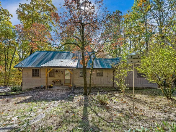 499 E Poplar Dr, Hendersonville, NC 28792