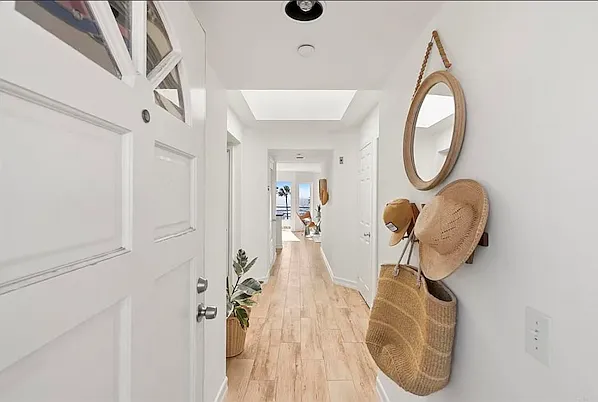 501 N Pacific St — Photo 2