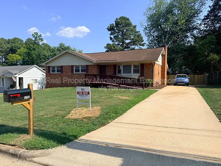 120 E Rowan St — Photo 43