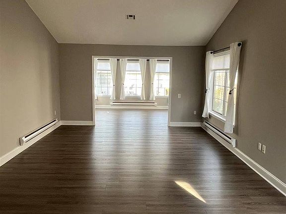 2nd image of 572 Nutley Dr