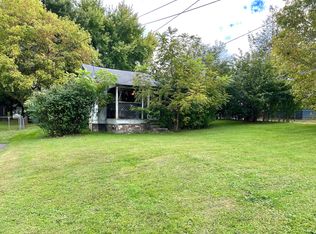 17 Carden Ln, Fayetteville, WV 25840