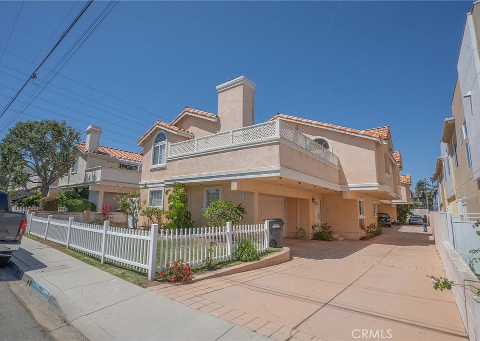 1st image of 2517 Rockefeller Ln #B