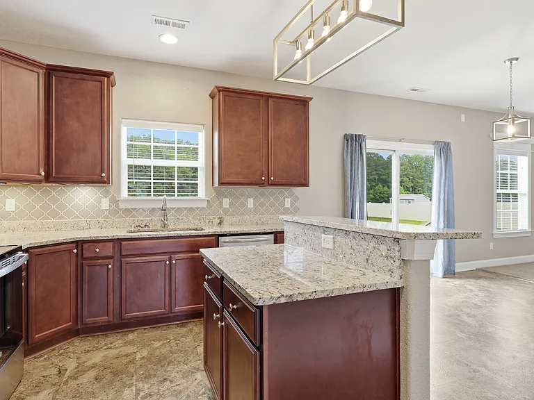 122 Rosedale Dr — Photo 18
