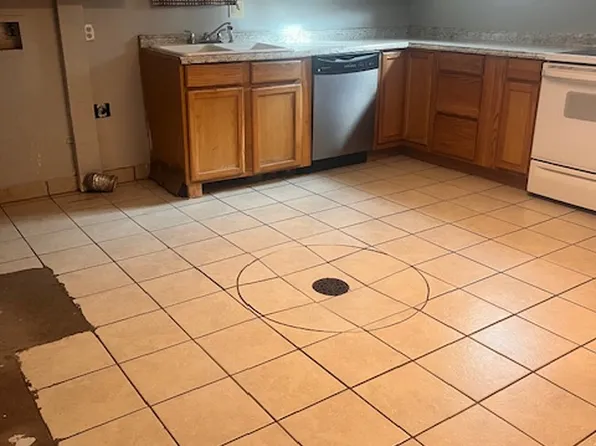 2100 13th St #B, Greeley, CO 80631