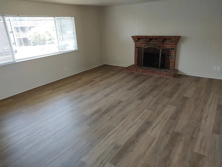 144 Belleview Dr #4 — Photo 6