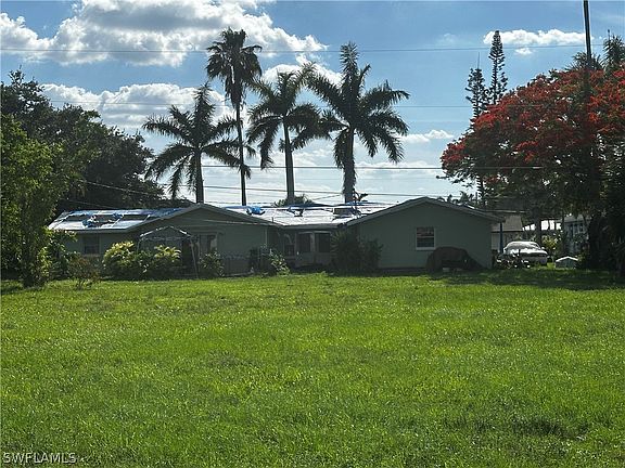 4th image of 4233 SW 1st Ave