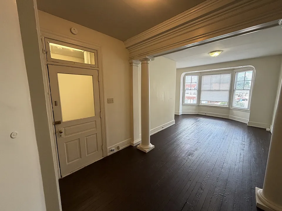 132 W Market St #2A