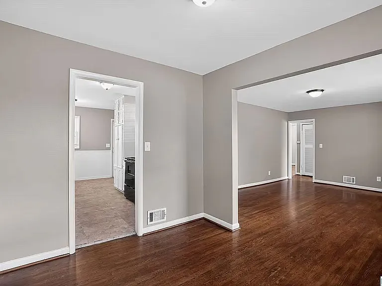 317 Westwood Dr — Photo 7