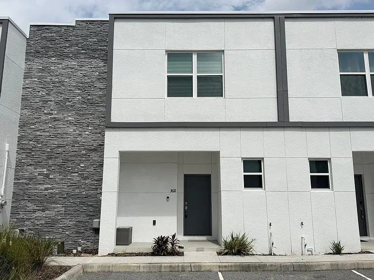 368 Famagusta Dr — Photo 1