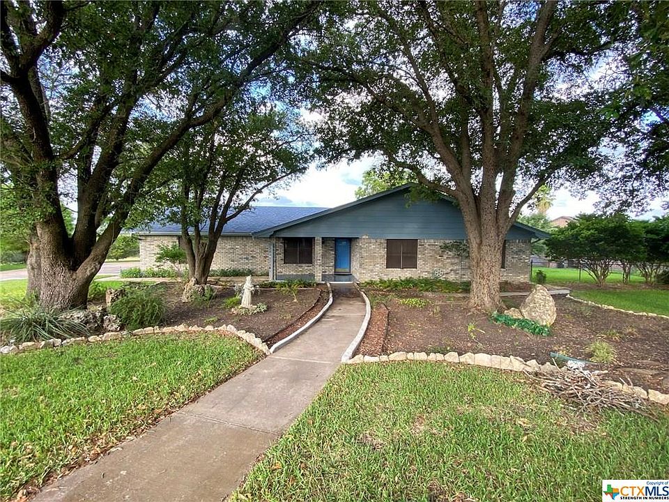 1st image of 3304 Birchwood Dr