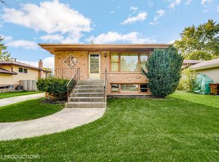 4915 Forest Ct, Oak Forest, IL