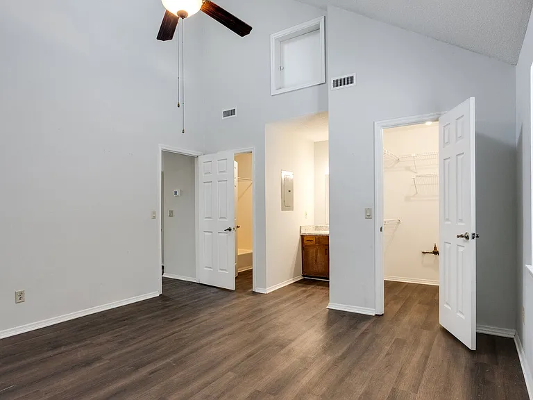 34 Woodlawn Drive - 4 — Photo 12
