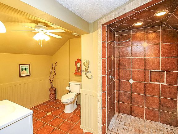 3rd image of 9400 White Hemlock Ln