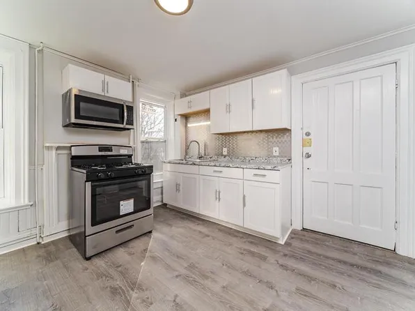 66 13th St, Troy, NY