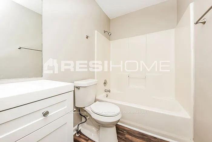 2406 Iron Horse Dr — Photo 15