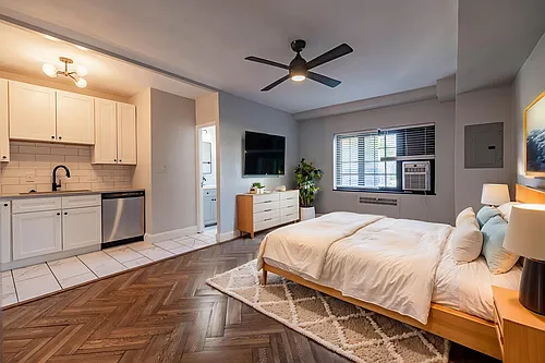 Hyde Park Terrace Photo 1