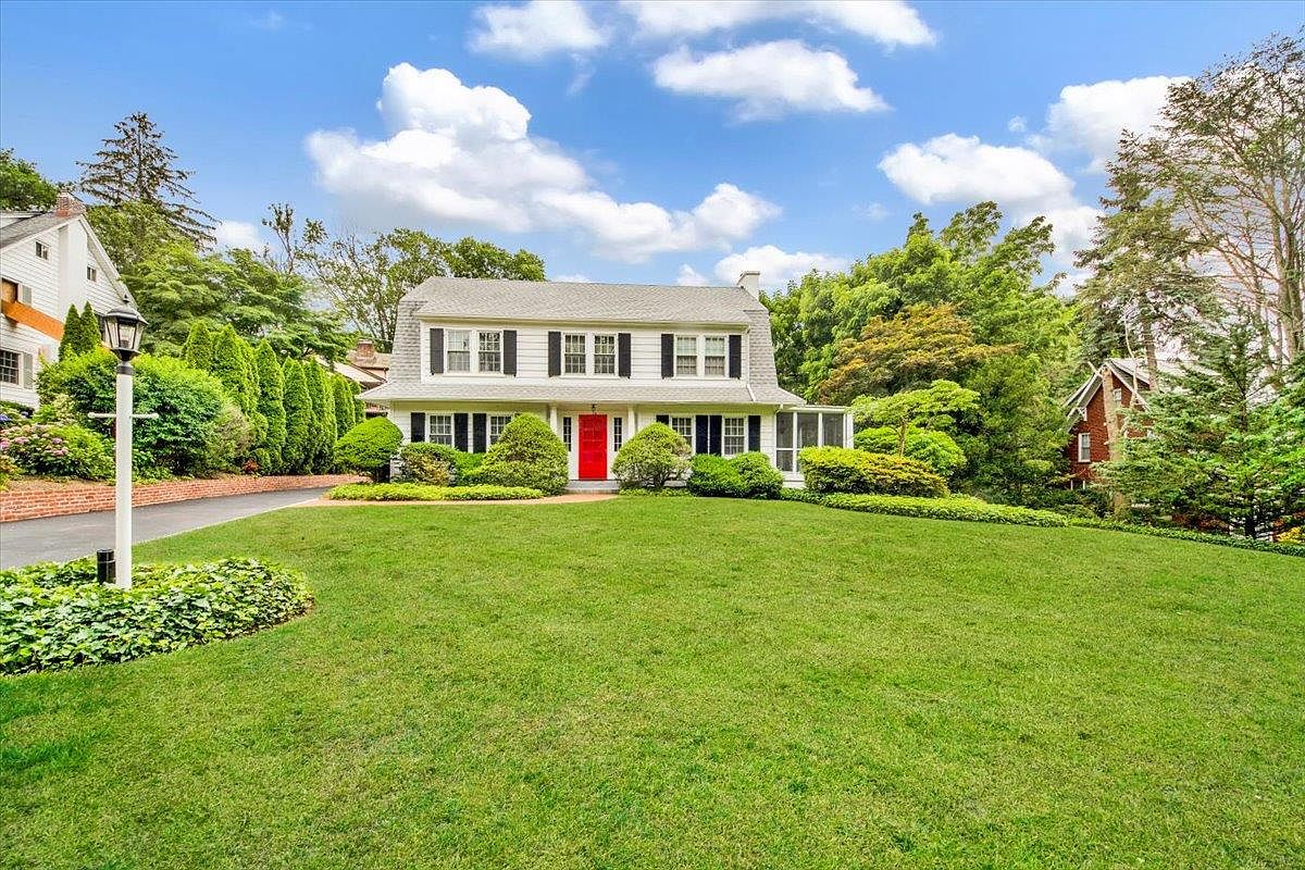29 Crescent Road, Port Washington, NY 11050 | Zillow