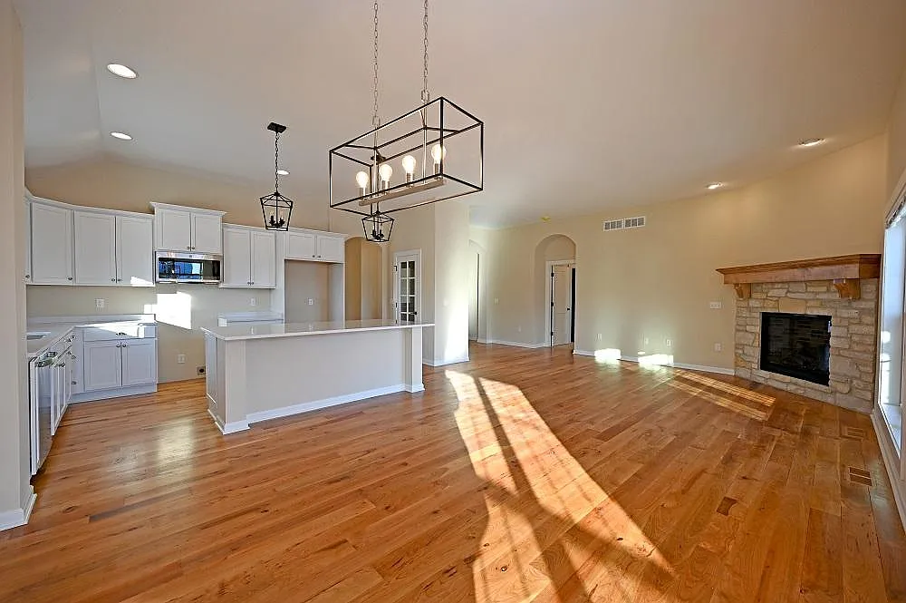 Building Photo - 1617 Belmont Ln