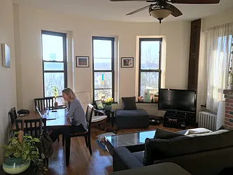 Rented by Salizzoni Realty