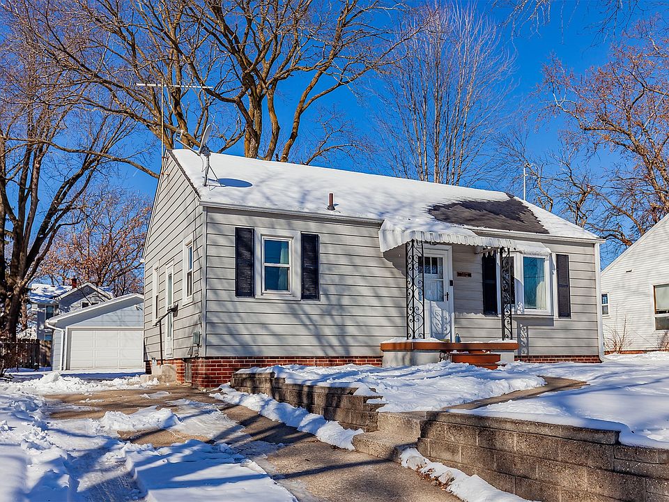 1st image of 1612 37th St