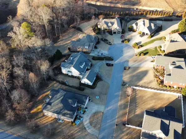 602 Mount Vernon Ln, Duncan, SC 29334