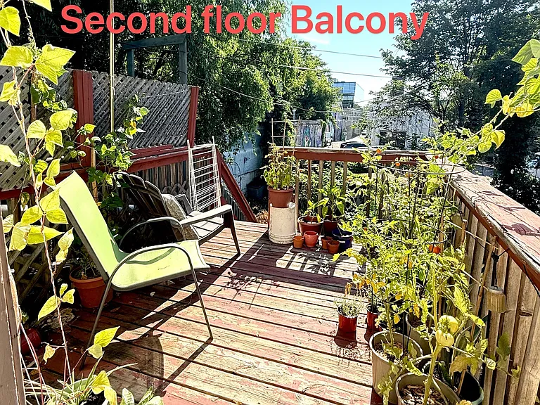 6 Givins St #UPPER — Photo 14