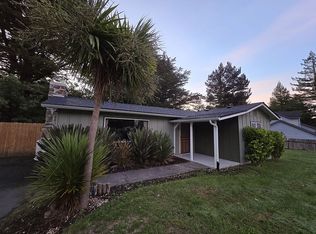 16971 Parkview Dr, Brookings, OR 97415