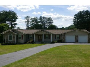 137 Eastgate Dr, La Follette, TN 37766
