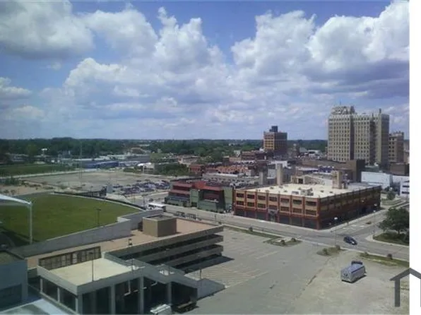 42751 Woodward Ave, Pontiac, MI 48342