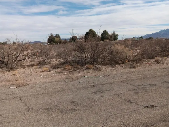 S Saddler St, Deming, NM 88030