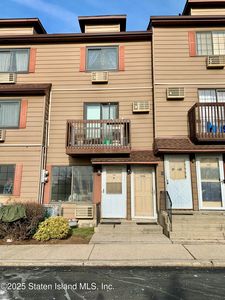 64 Lamped Loop #A, Staten Island, NY, 10314