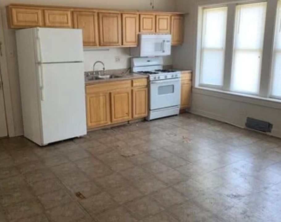 1st image of 1847 Cuyler Ave #1-F