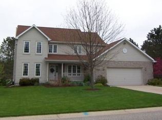 4092 Leeward Dr, Okemos, MI 48864