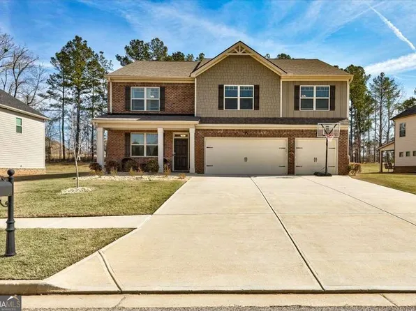 8033 Louis Dr, Locust Grove, GA 30248