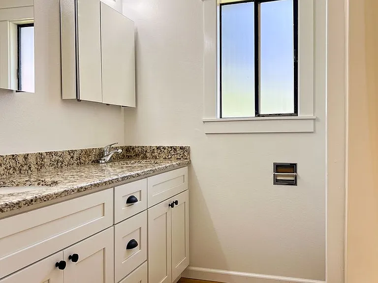 2150 Nougat Ct SE — Photo 17