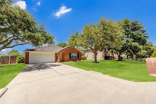 21611 Country Club Green Way Photo 1