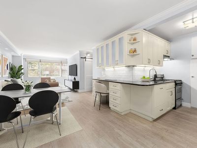 79 W 12th St APT 3B, New York, NY, 10011