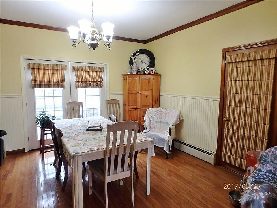 35 Fairview Ave, West Warwick, RI 02893 Zillow